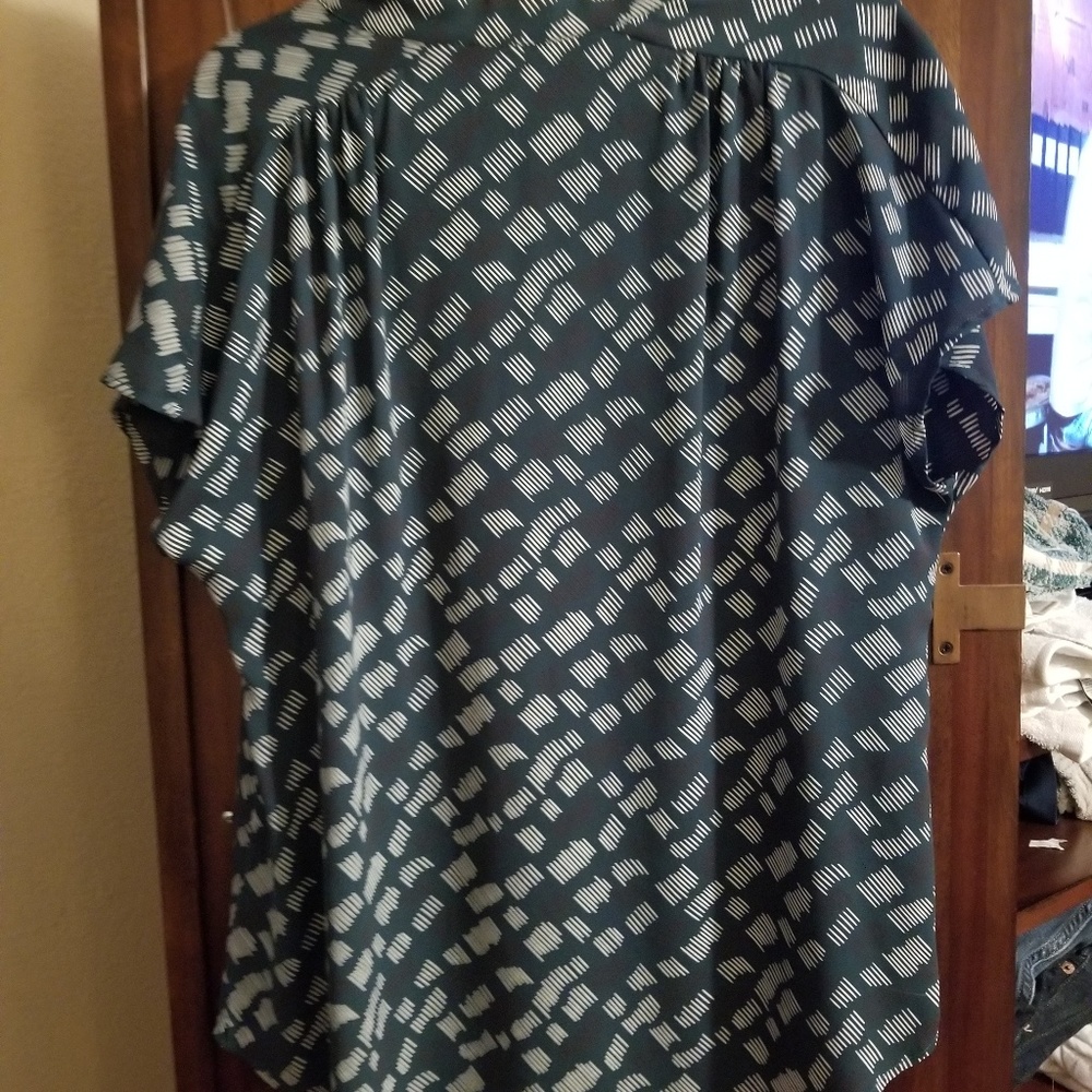 Shirt - Picture 3 of 3